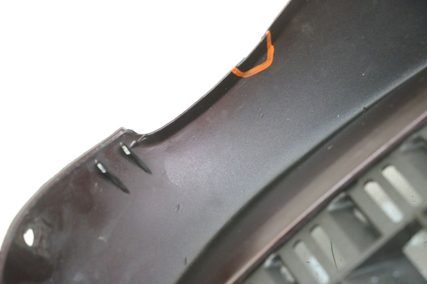 photo de FRONTVERKLEIDUNG  APRILIA SCARABEO GT TOURING 125 (1999 - 2005) - Detailansicht des Bauteils