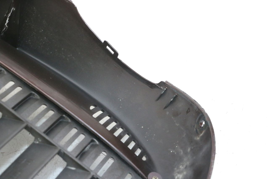 photo de FRONTVERKLEIDUNG  APRILIA SCARABEO GT TOURING 125 (1999 - 2005) - Zoom auf Gebrauchszustand