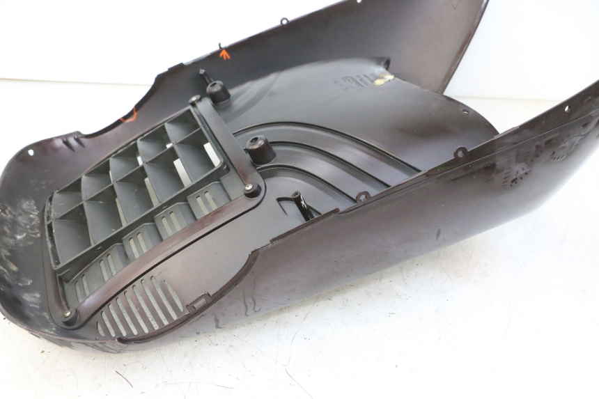 photo de FRONTVERKLEIDUNG  APRILIA SCARABEO GT TOURING 125 (1999 - 2005) - Geprüftes Gebrauchtteil