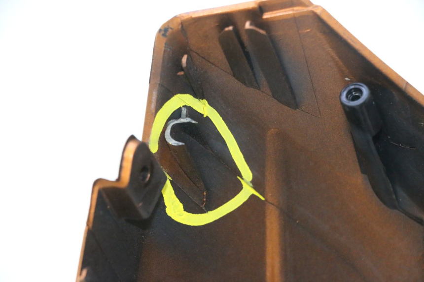 photo de FRONTVERKLEIDUNG  APRILIA SR 2T 50 (2012 - 2017) - Technische Nahaufnahme