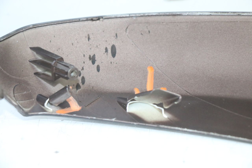 photo de FRONTVERKLEIDUNG  PEUGEOT STREETZONE I 2T 50 (2018 - 2020) - Zoom auf Komponenten