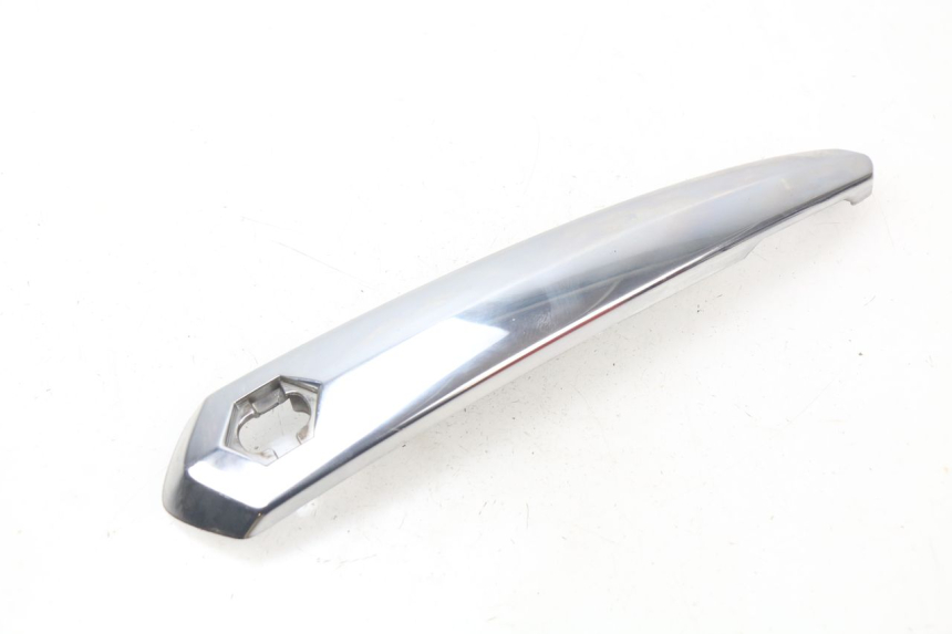 photo de FRONTVERKLEIDUNG OBEN PIAGGIO BEVERLY 500 (2003 - 2007) - Hauptansicht