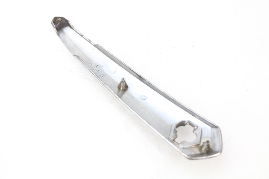 photo de FRONTVERKLEIDUNG OBEN PIAGGIO BEVERLY 500 (2003 - 2007) - Detailansicht des Bauteils