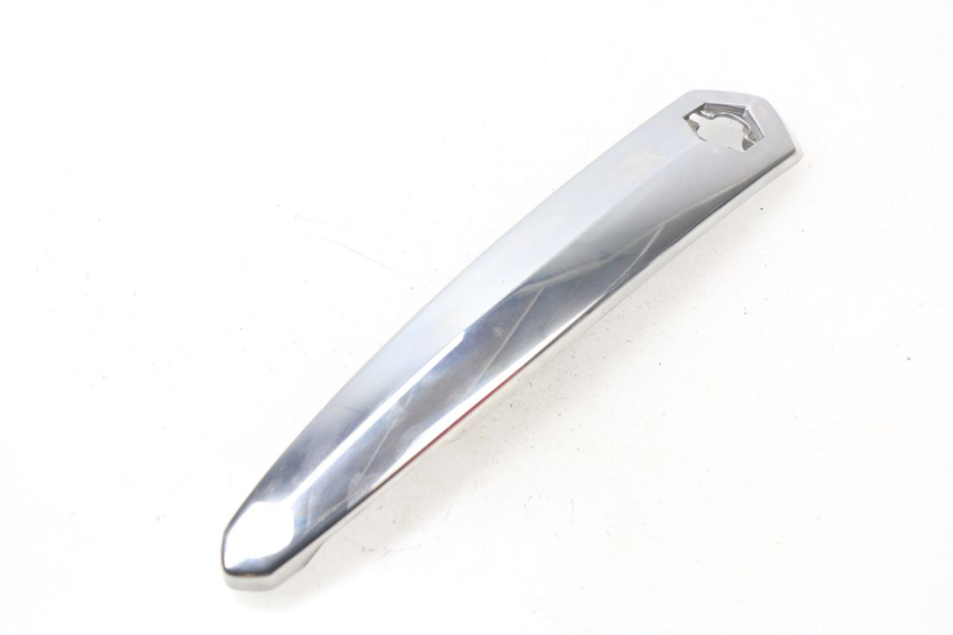 photo de FRONTVERKLEIDUNG OBEN PIAGGIO BEVERLY 500 (2003 - 2007) - Zoom auf Gebrauchszustand