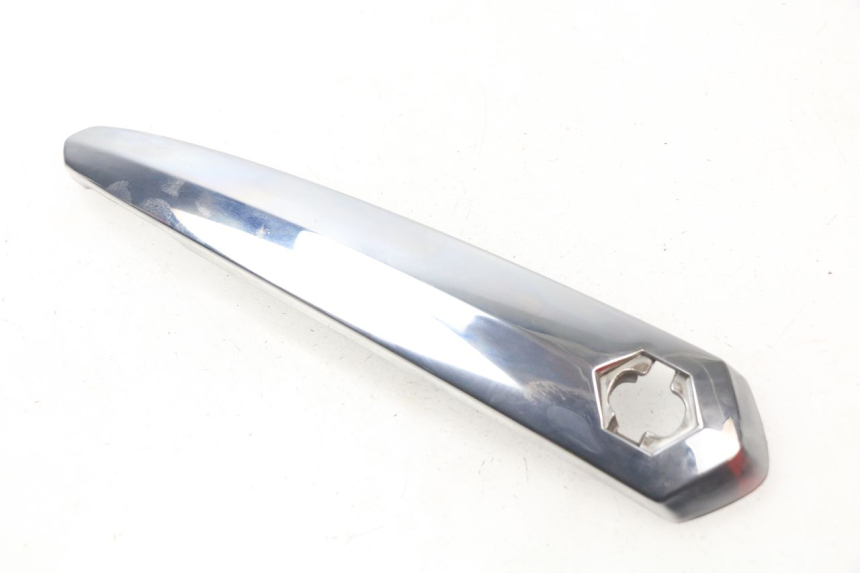 photo de FRONTVERKLEIDUNG OBEN PIAGGIO BEVERLY 500 (2003 - 2007) - Alternative Perspektive