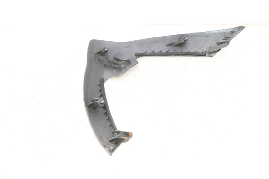 photo de FRONTVERKLEIDUNG OBEN SUZUKI BURGMAN 125 (2007 - 2014) - Detailansicht des Bauteils