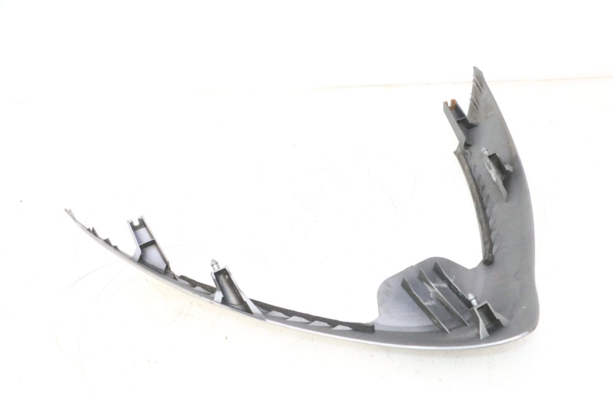 photo de FRONTVERKLEIDUNG OBEN SUZUKI BURGMAN 125 (2007 - 2014) - Alternative Perspektive