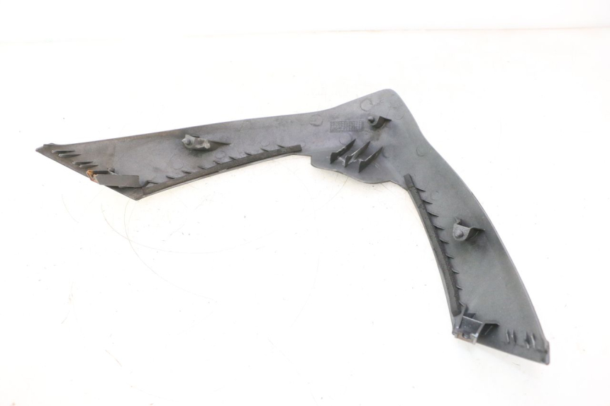 photo de FRONTVERKLEIDUNG OBEN SUZUKI BURGMAN 125 (2007 - 2014) - Technische Nahaufnahme