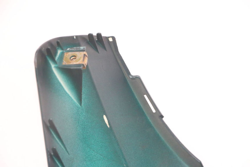 photo de FRONTVERKLEIDUNG OBEN PEUGEOT ELYSEO 125 (1999 - 2004) - Details der Befestigungspunkte