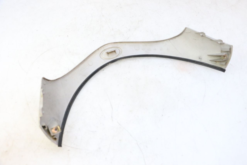 photo de FRONTVERKLEIDUNG OBEN KYMCO GRAND DINK 125 (2002 - 2007) - Zoom auf Gebrauchszustand