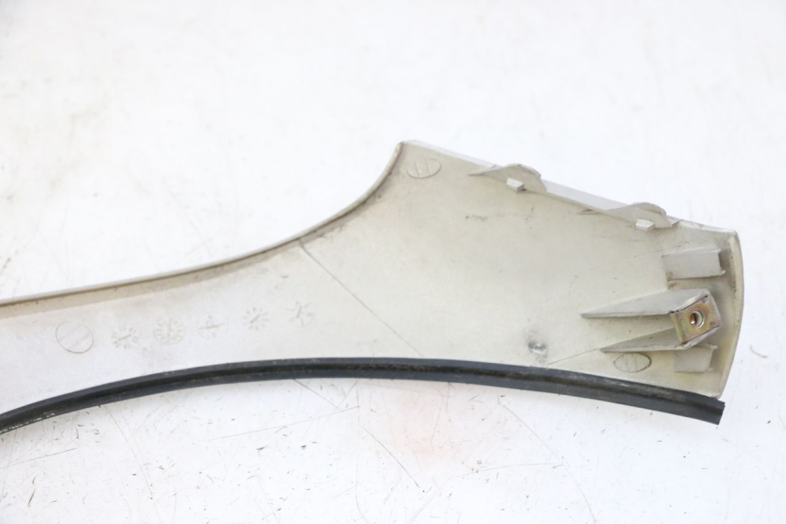 photo de FRONTVERKLEIDUNG OBEN KYMCO GRAND DINK 125 (2002 - 2007) - Alternative Perspektive