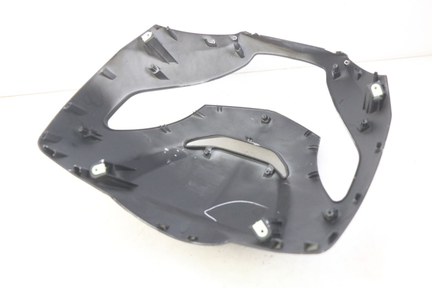 photo de FRONTVERKLEIDUNG OBEN PEUGEOT KISBEE 2T 50 (2018 - 2022) - Technische Nahaufnahme