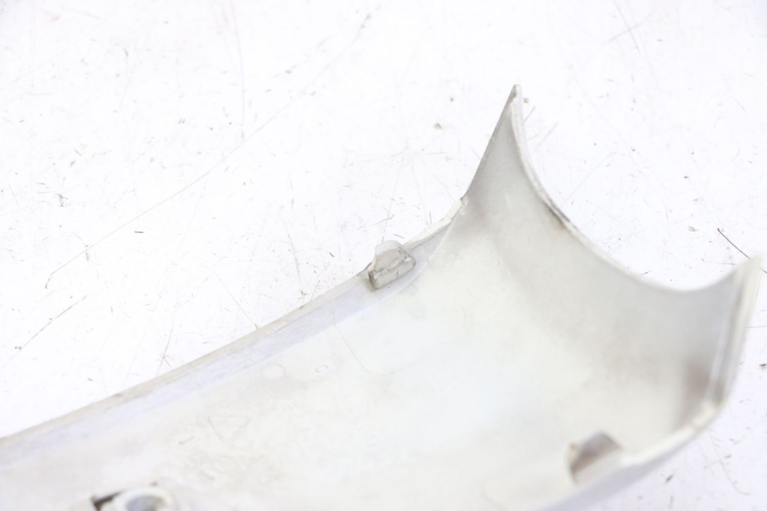 photo de FRONTVERKLEIDUNG OBEN PIAGGIO LIBERTY 125 (1998 - 2008) - Detailansicht des Bauteils