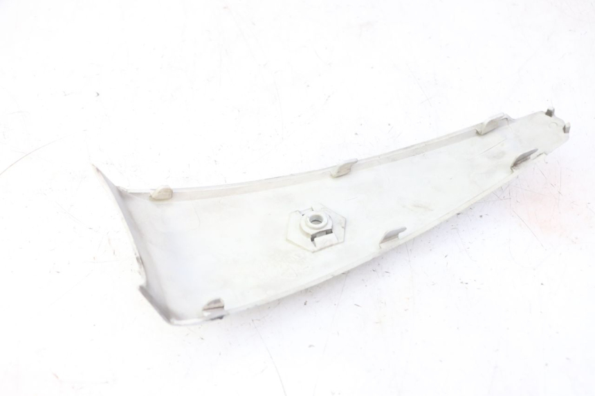 photo de FRONTVERKLEIDUNG OBEN PIAGGIO LIBERTY 125 (1998 - 2008) - Technische Nahaufnahme