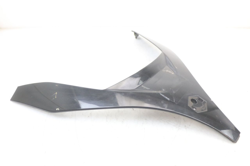 photo de OBERES VORDERTEIL PIAGGIO MP3 LT 400 (2007 - 2012) - Details der Befestigungspunkte