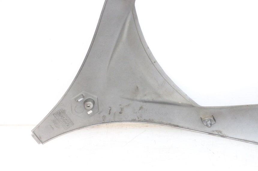 photo de OBERES VORDERTEIL PIAGGIO MP3 LT 400 (2007 - 2012) - Alternative Perspektive