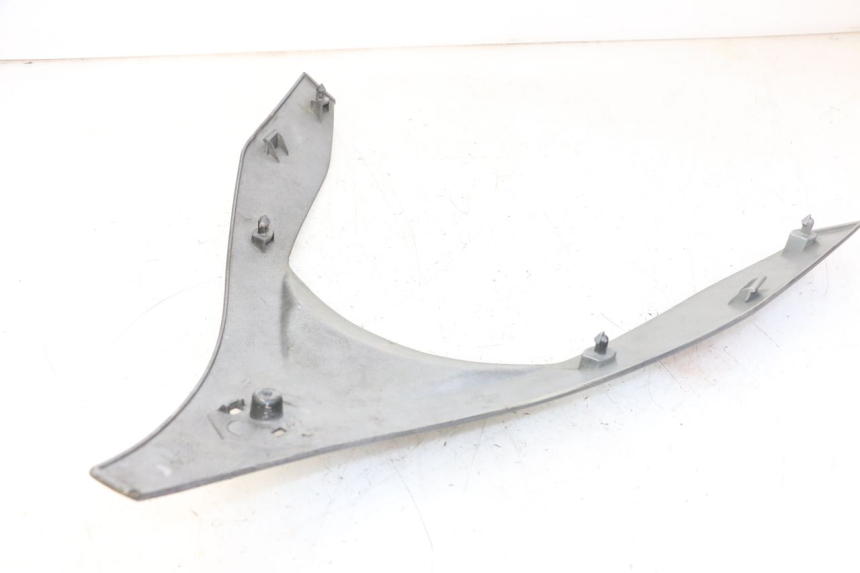 photo de OBERES VORDERTEIL PIAGGIO MP3 500 (2011 - 2015) - Zoom auf Gebrauchszustand