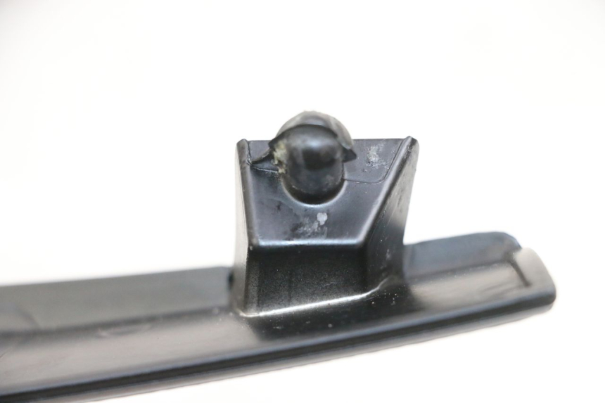 photo de FRONTVERKLEIDUNG OBEN PIAGGIO MP3 500 (2016 - 2018) - Zoom auf Gebrauchszustand