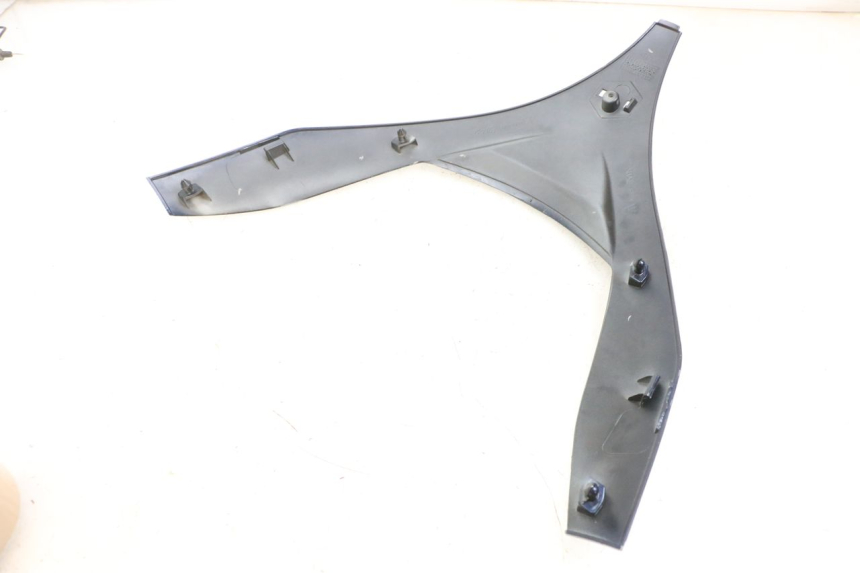 photo de FRONTVERKLEIDUNG OBEN PIAGGIO MP3 RL 250 (2006 - 2010) - Gesamtansicht des Produkts