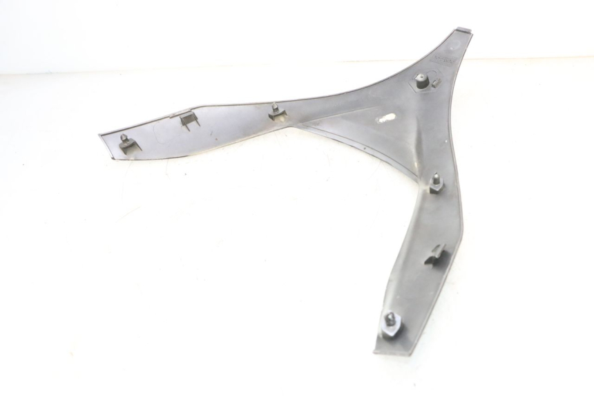 photo de FRONTVERKLEIDUNG OBEN PIAGGIO MP3 RL 250 (2006 - 2010) - Detailansicht des Bauteils