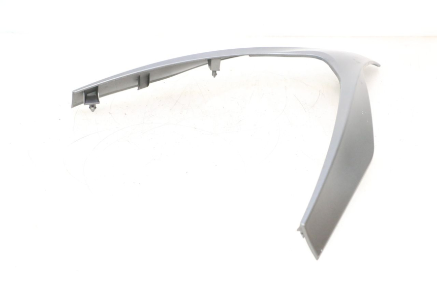 photo de FRONTVERKLEIDUNG OBEN PIAGGIO MP3 500 (2016 - 2018) - Technische Nahaufnahme