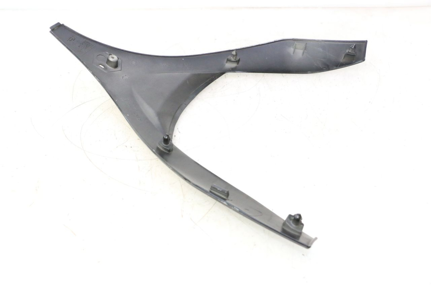 photo de OBERES VORDERTEIL PIAGGIO MP3 500 (2011 - 2015) - Detailansicht des Bauteils