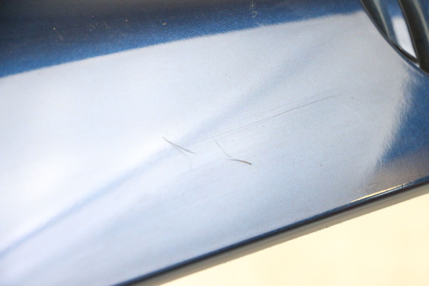 photo de FRONTVERKLEIDUNG OBEN PIAGGIO VESPA LX 150 (2005 - 2013) - Zoom auf Gebrauchszustand