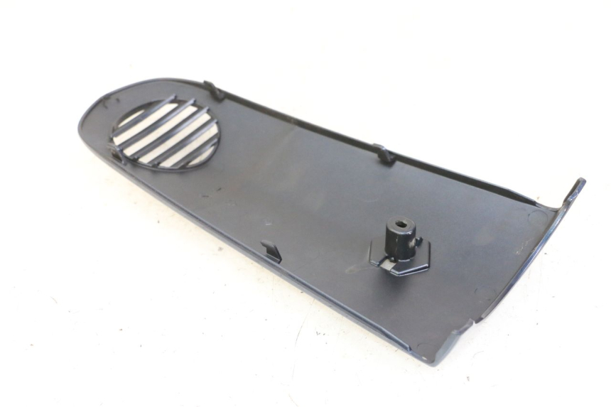 photo de FRONTVERKLEIDUNG OBEN PIAGGIO VESPA LX 150 (2005 - 2013) - Alternative Perspektive