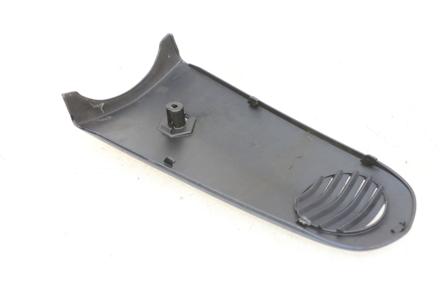 photo de FRONTVERKLEIDUNG OBEN PIAGGIO VESPA LX 150 (2005 - 2013) - Technische Nahaufnahme