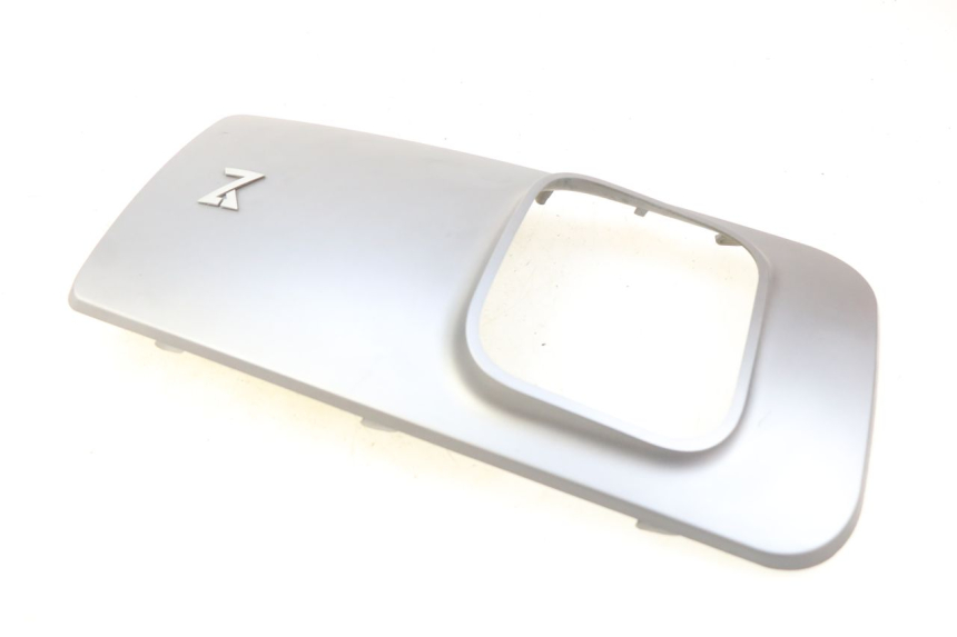 photo de OBERES VORDERTEIL LVNENG S5 1 (2019 - 2023) - Details der Befestigungspunkte