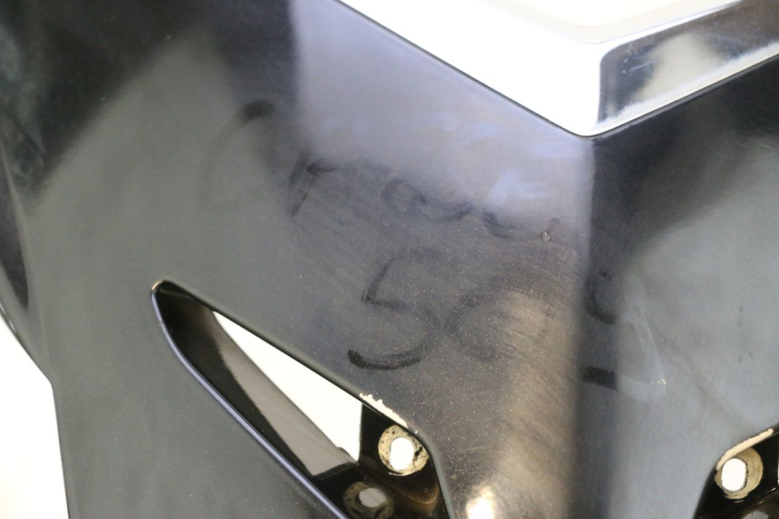photo de FRONTVERKLEIDUNG OBEN PEUGEOT SATELIS 125 (2006 - 2009) - Fokus auf die Struktur