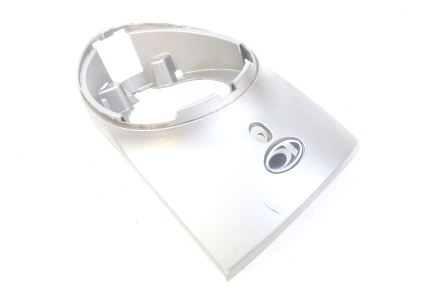 photo de OBERES VORDERTEIL KYMCO SENTO 100 (2008 - 2013) - Details der Befestigungspunkte