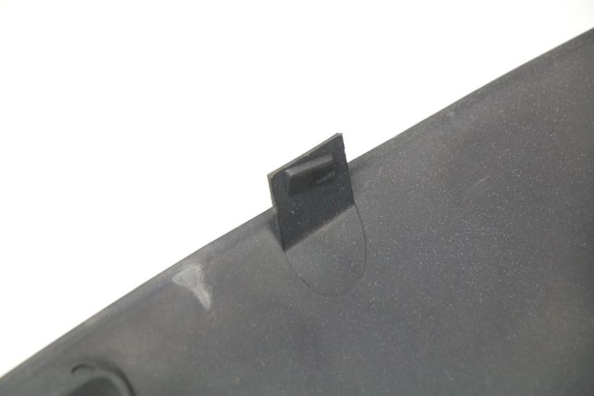 photo de FRONTVERKLEIDUNG OBEN APRILIA SR CARB LC 2T 50 (2004 - 2012) - Detailansicht des Bauteils