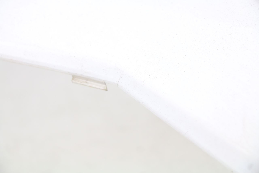 photo de FRONTVERKLEIDUNG OBEN RAZZO STEED 125 (2012 - 2018) - Details der Befestigungspunkte