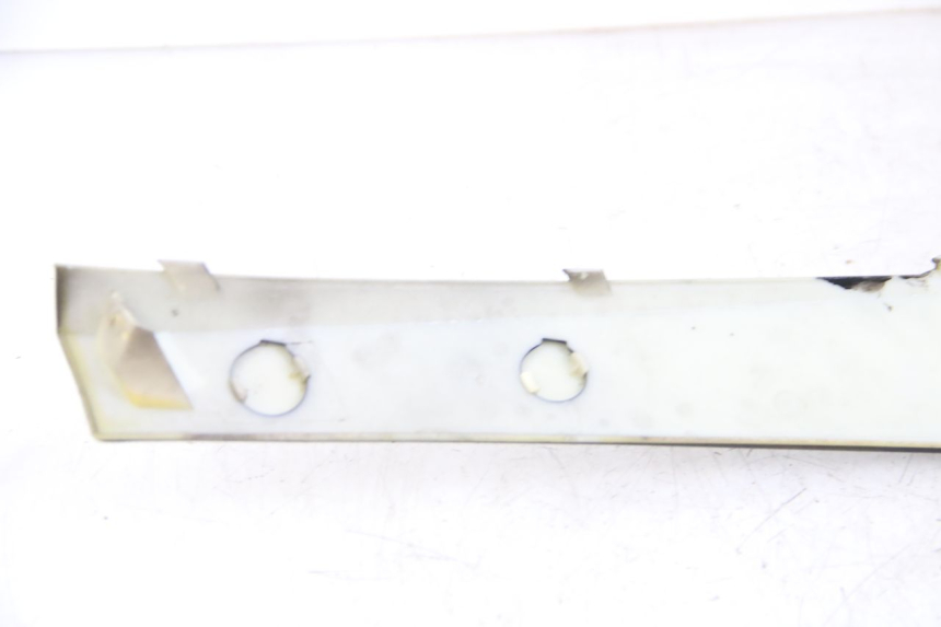 photo de FRONTVERKLEIDUNG OBEN RAZZO STEED 125 (2012 - 2018) - Alternative Perspektive