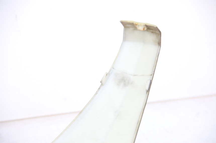 photo de FRONTVERKLEIDUNG OBEN RAZZO STEED 125 (2012 - 2018) - Technische Nahaufnahme