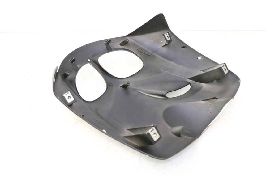 photo de FRONTVERKLEIDUNG OBEN PEUGEOT TKR TREKKER FURIOUS 50 (2005 - 2014) - Details der Befestigungspunkte