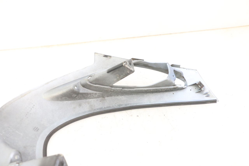 photo de OBERES VORDERTEIL SUZUKI UH BURGMAN 125 (2002 - 2006) - Technische Nahaufnahme