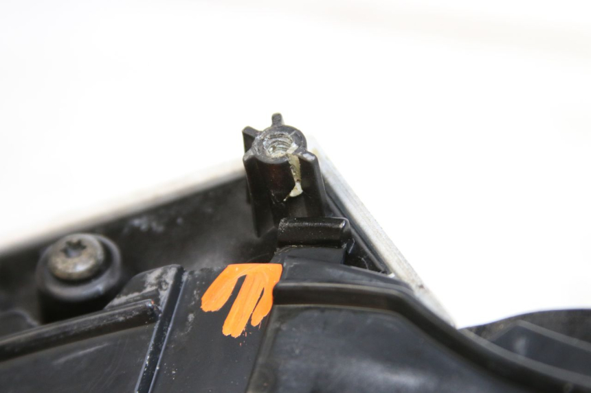 photo de FRONTVERKLEIDUNG OBEN PEUGEOT VIVACITY 125 (2010 - 2017) - Zoom auf Gebrauchszustand