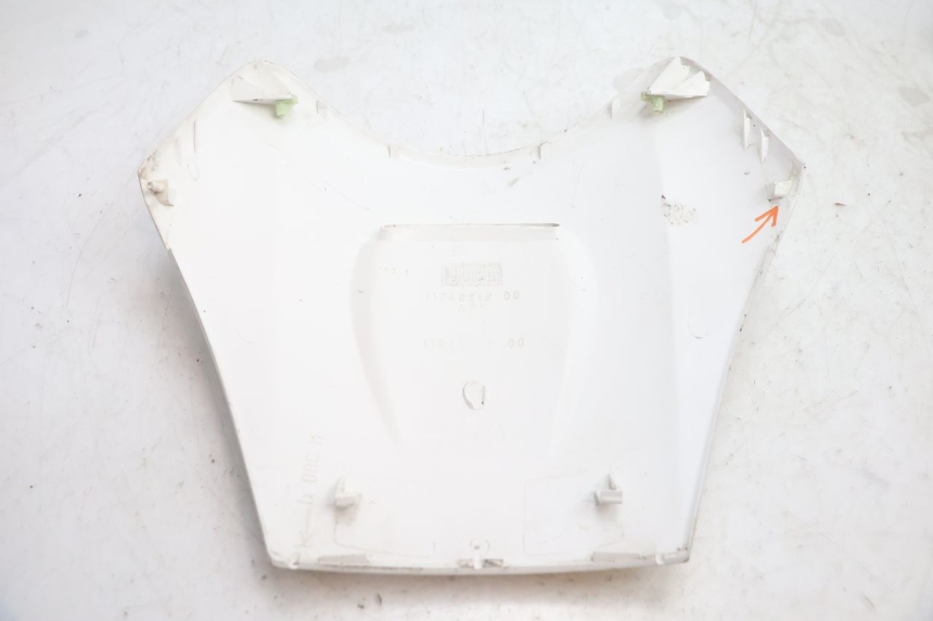 photo de FRONTVERKLEIDUNG OBEN PEUGEOT VIVACITY 100 (1999 - 2008) - Details der Befestigungspunkte