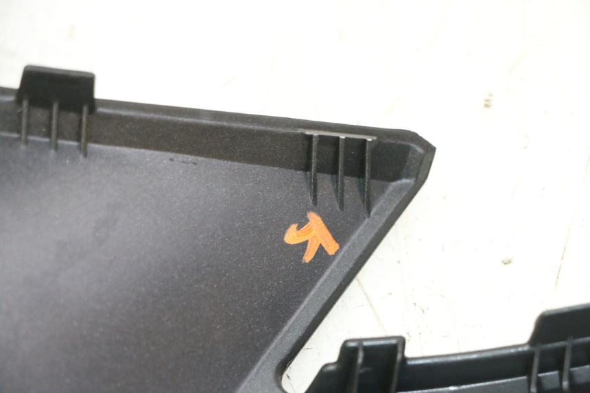 photo de FRONTVERKLEIDUNG OBEN YAMAHA XMAX X-MAX 125 (2021 - 2025) - Gesamtansicht des Produkts