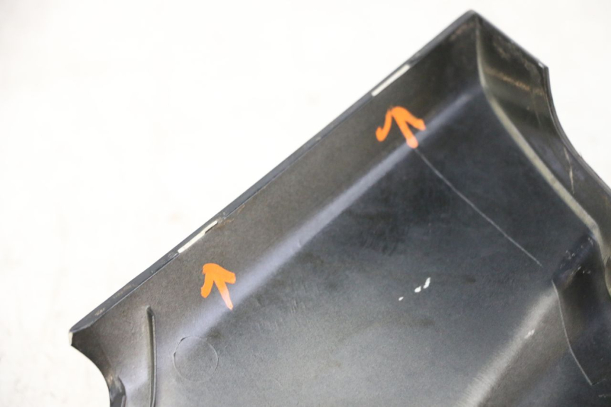 photo de FRONTVERKLEIDUNG OBEN YAMAHA X-MAX XMAX 250 (2006 - 2009) - Zoom auf Gebrauchszustand