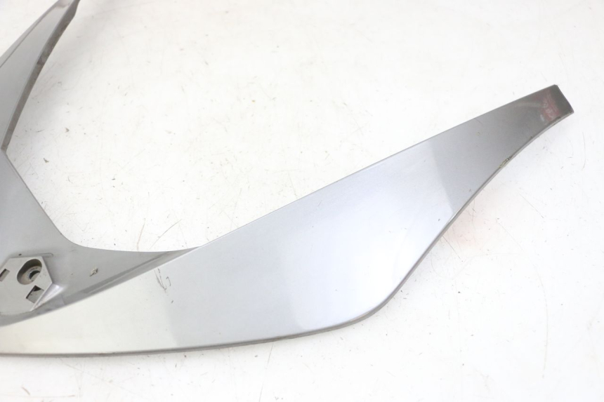 photo de OBERES VORDERTEIL PIAGGIO X10 125 (2012 - 2017) - Details der Befestigungspunkte