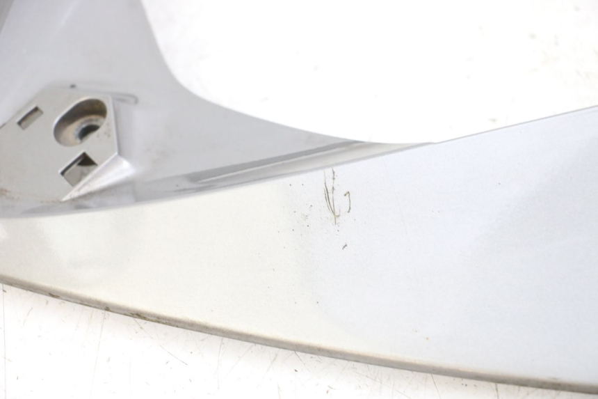 photo de OBERES VORDERTEIL PIAGGIO X10 125 (2012 - 2017) - Oberflächenzustand und Material