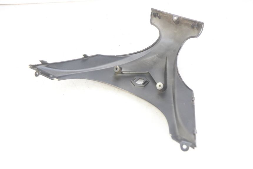 photo de OBERES VORDERTEIL PIAGGIO X9 EVOLUTION 125 (2003 - 2007) - Detailansicht des Bauteils