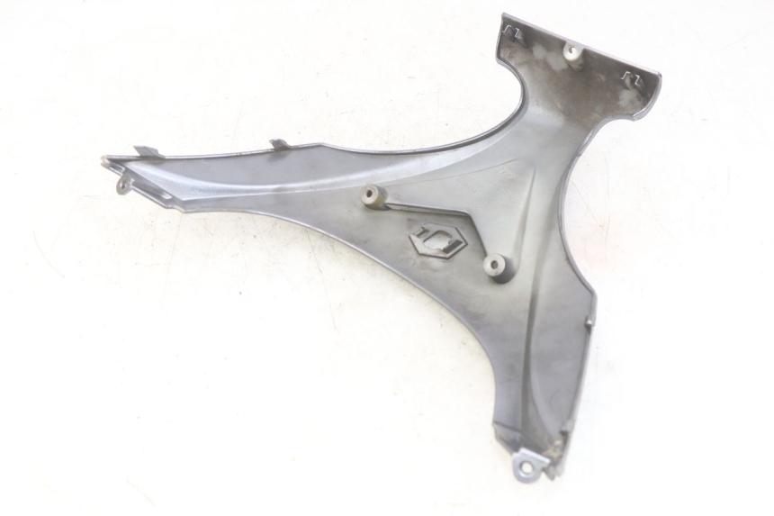 photo de OBERES VORDERTEIL PIAGGIO X9 EVOLUTION 250 (2003 - 2007) - Zoom auf Gebrauchszustand