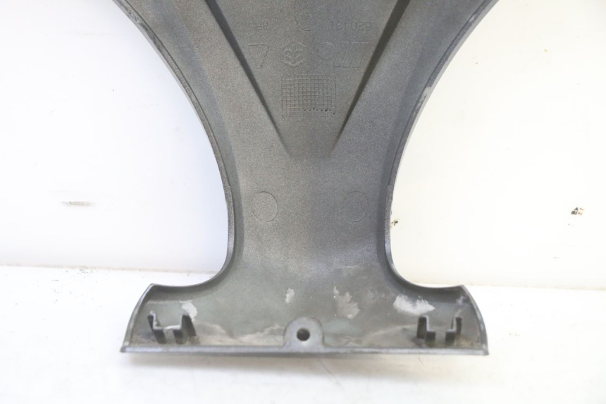 photo de OBERES VORDERTEIL PIAGGIO X9 EVOLUTION 125 (2003 - 2007) - Kennzeichnungen und Originalreferenzen