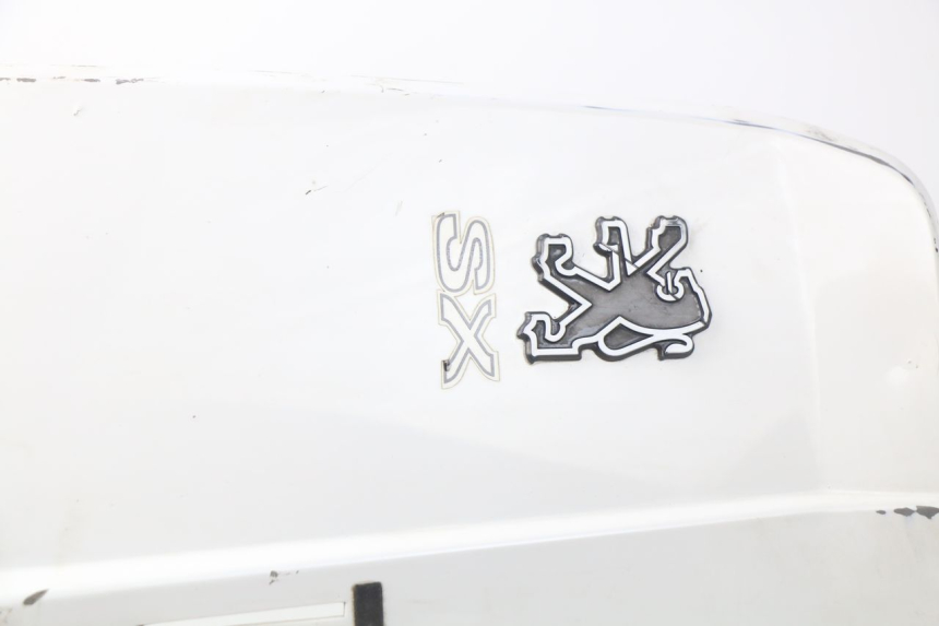 photo de FRONTVERKLEIDUNG  PEUGEOT SX 80 (1986 - 1995) - Profilansicht des Ersatzteils