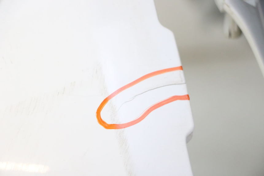 photo de FRONTVERKLEIDUNG  PEUGEOT TWEET PRO CARGO 50 (2018 - 2022) - Profilansicht des Ersatzteils