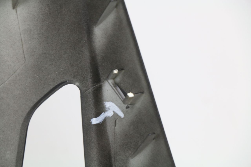 photo de FRONTVERKLEIDUNG  RAZZO VENICE 50 (2009 - 2014) - Technische Nahaufnahme